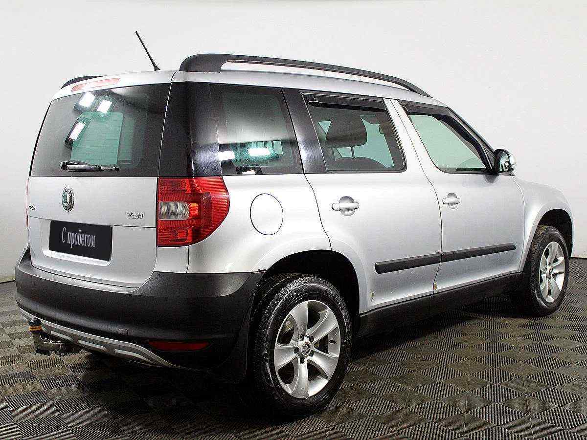 Skoda Yeti 2012 1.8. Skoda Yeti 2012 серебристый. Skoda Yeti 1.8 TSI 4x4. Шкода Йети 2015 1.8 полный привод.